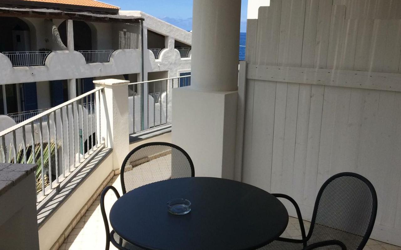 Hotel Cutimare - Aeolian Charme Acquacalda Dış mekan fotoğraf