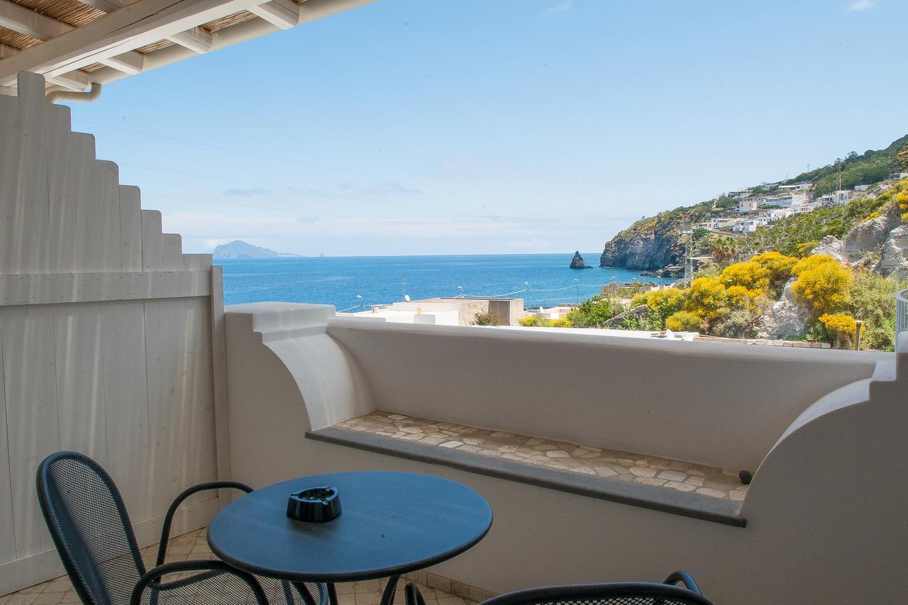 Hotel Cutimare - Aeolian Charme Acquacalda Dış mekan fotoğraf