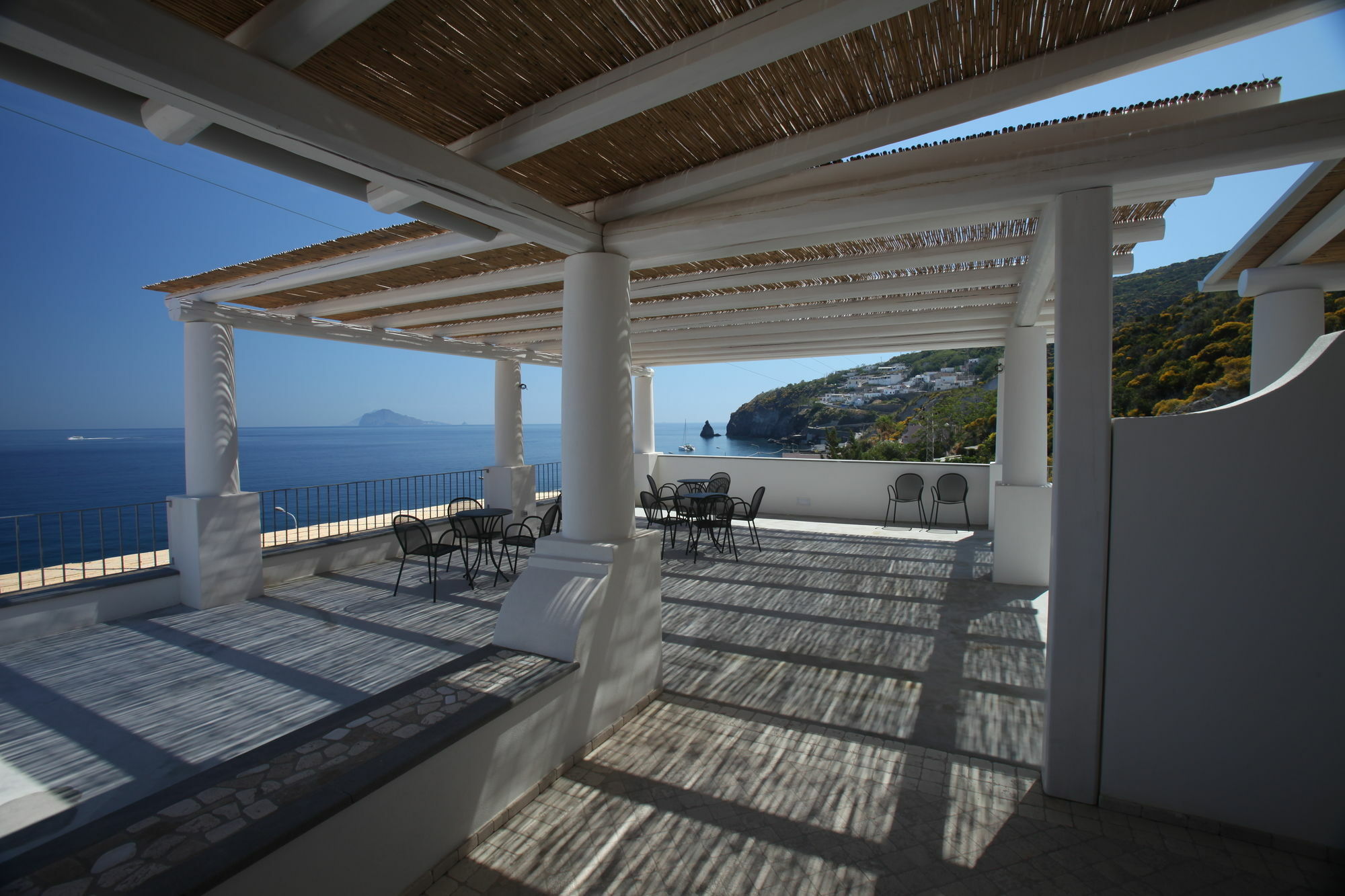 Hotel Cutimare - Aeolian Charme Acquacalda Dış mekan fotoğraf